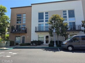 Building Photo - 1520 W Artesia Square