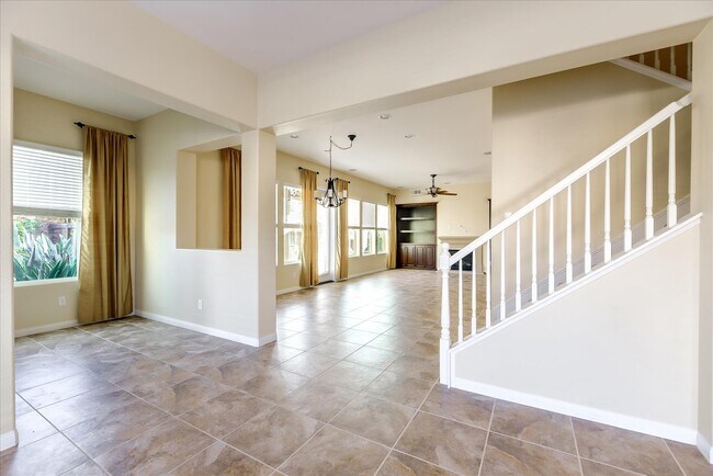 Building Photo - 1676 Barbour Ave