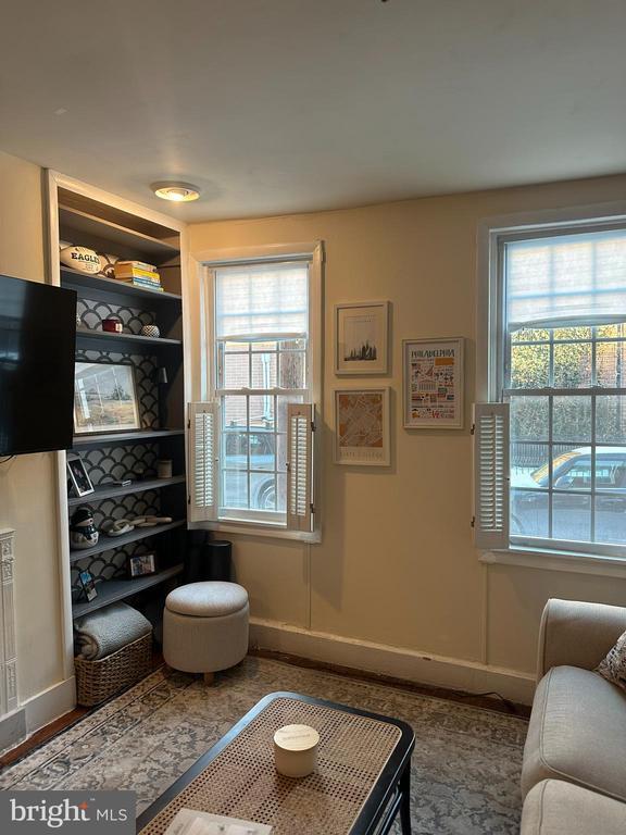 Building Photo - 2144 Kater St