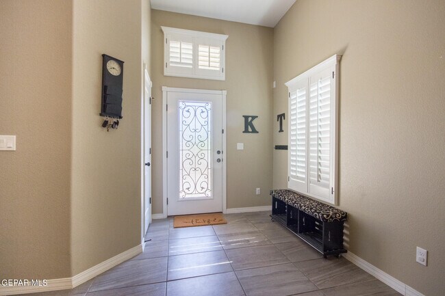 Foto del edificio - 14836 Ted Banks Ave