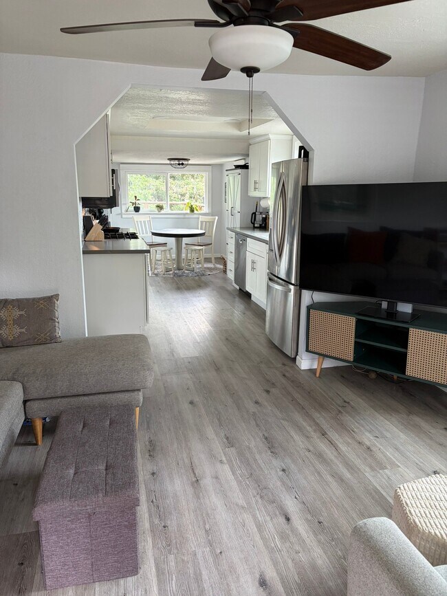 Foto del edificio - 2320 Saxon St