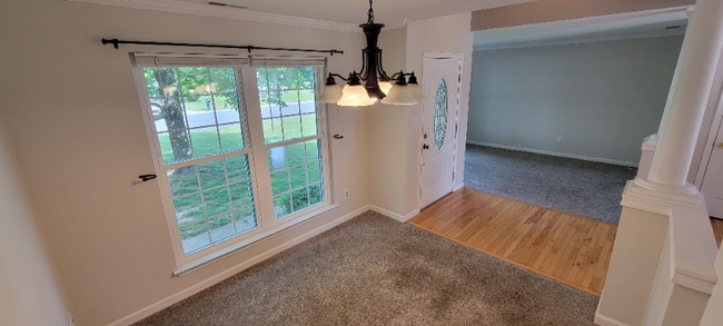 Building Photo - 265 S Ember Dr