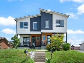 1808 11th Ave N
