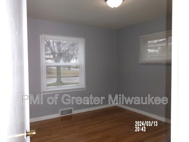 Building Photo - 3872 N 69th St
