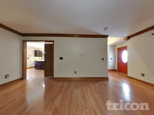 Foto del edificio - 3909 NW 74th St