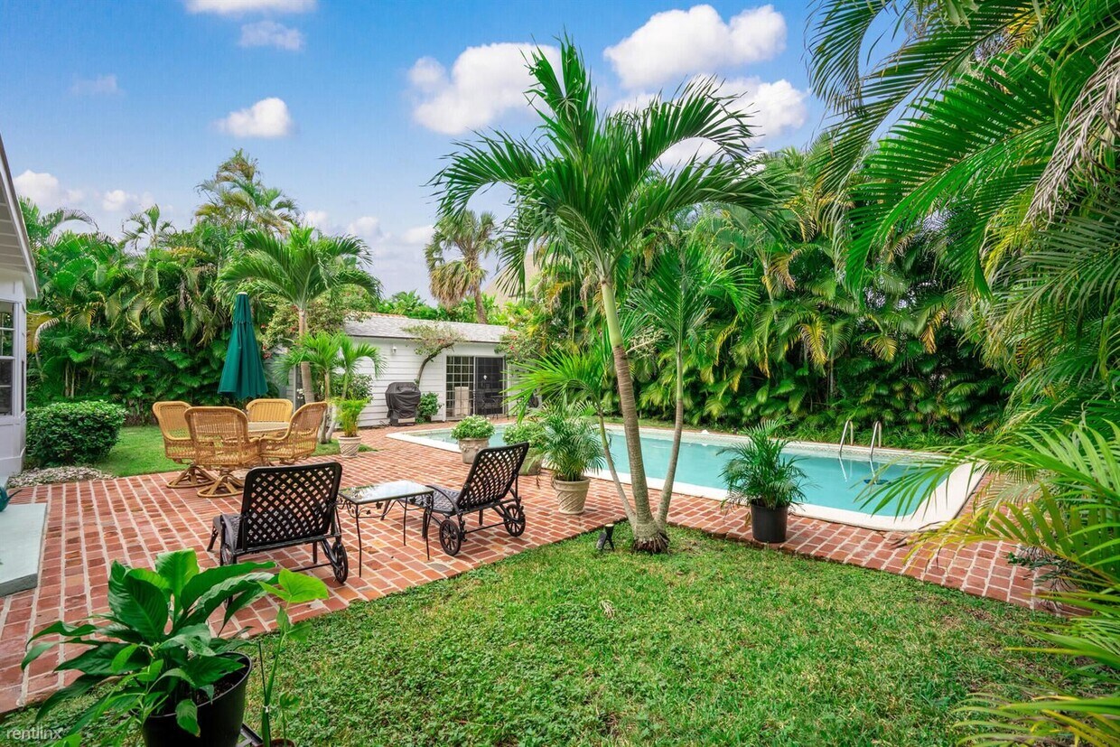 Foto principal - 3 br, 2.5 bath House - 127 Murray Rd