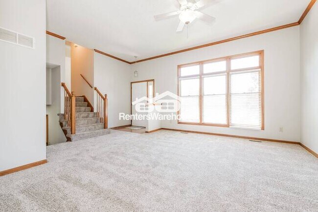 Foto del edificio - 3 Bed 2 Bath Northland Beauty!! Available ...