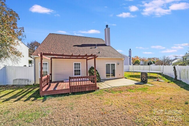 Foto del edificio - 1427 Jabbok Pl NW