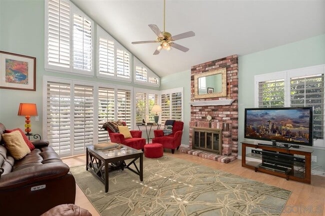 Foto del edificio - 1125 Brewley Ln