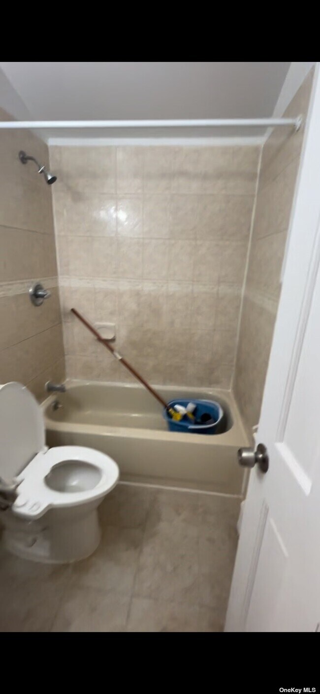 Foto del edificio - 129-16 145th St