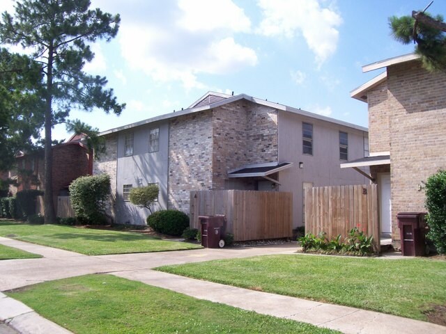 Foto principal - 620 Vouray Dr