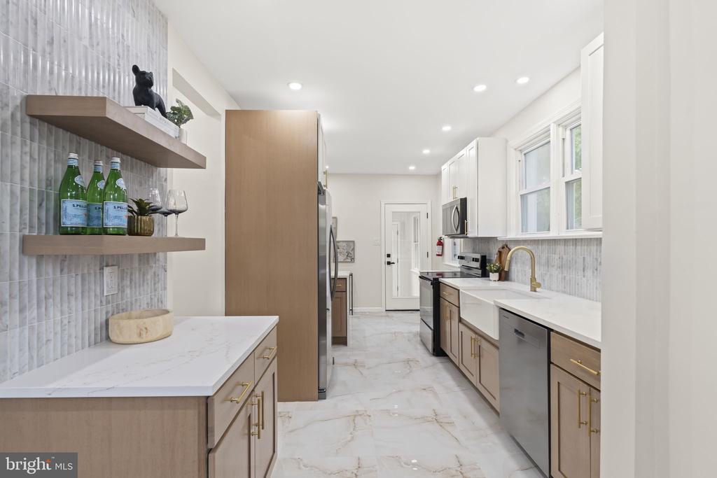 Foto principal - 908 Fulton St