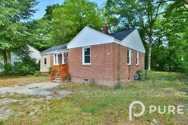 Foto del edificio - 805 Miller Rd