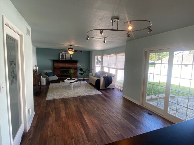 Building Photo - 1821 Partridge Pl
