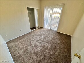Building Photo - 2112 Calville St