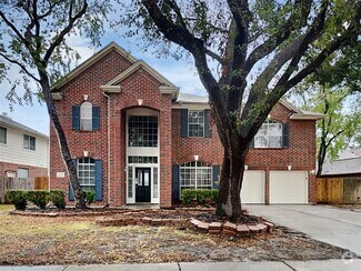 Building Photo - 21027 Deauville Dr