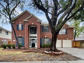 Building Photo - 21027 Deauville Dr