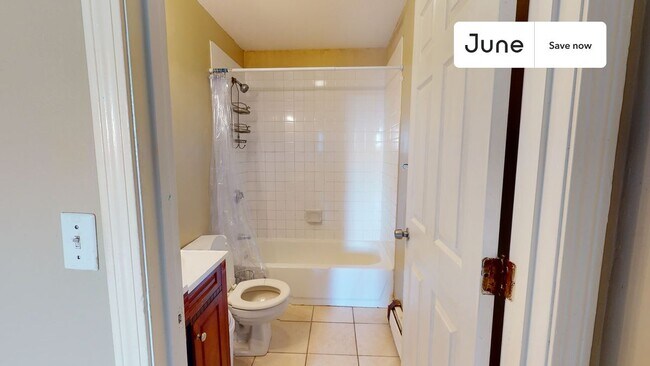 Photo - 19 Highgate St Apartment
