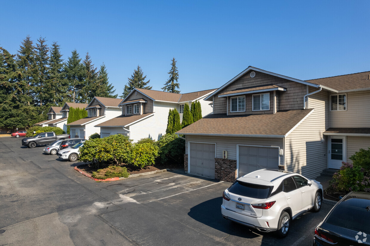 Exterior - West Estates Condominiums