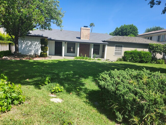 Photo - 2018 S 2nd Ave House