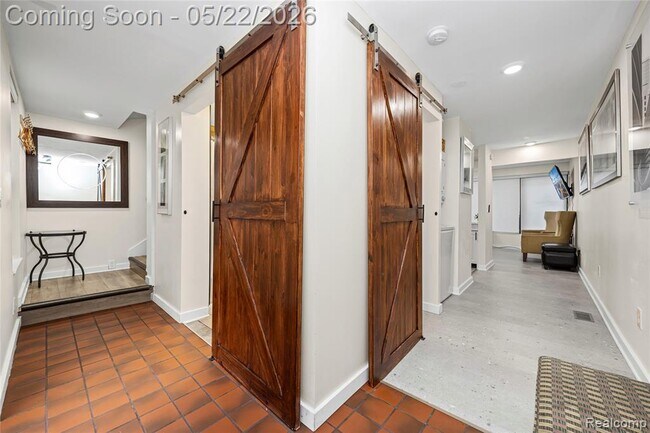 Foto del edificio - 213 1/2 N Main St
