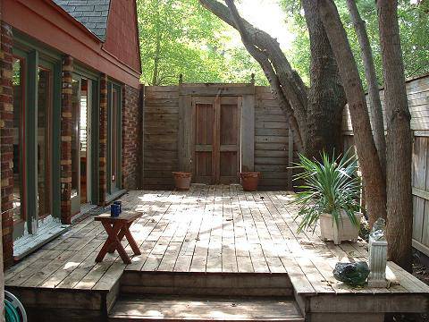 Building Photo - 1445 E 33rd St S