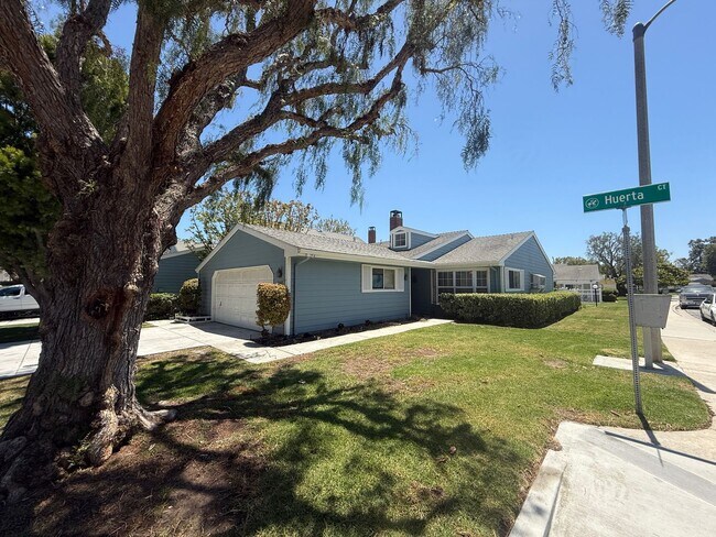 Building Photo - 3440 Huerta Ct