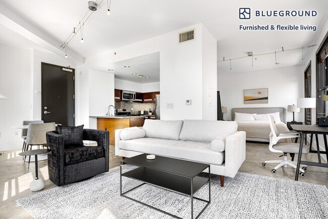 Foto del edificio - 810 S Spring St