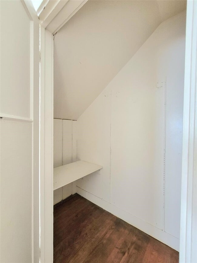 Building Photo - 1238 Peden St