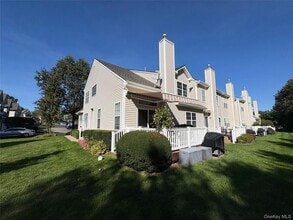 Building Photo - 109 Manitou Trail Building Photo - 109 Manitou Trail