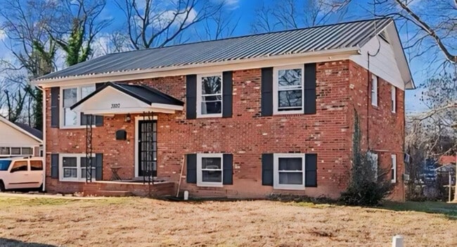 Building Photo - 3920 Whitfield Rd