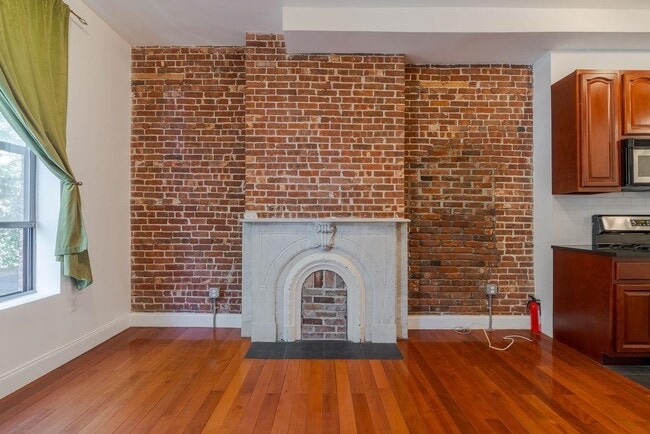 Foto del edificio - 604 1/2 GROVE St