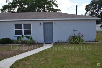 Building Photo - 893 School House Rd