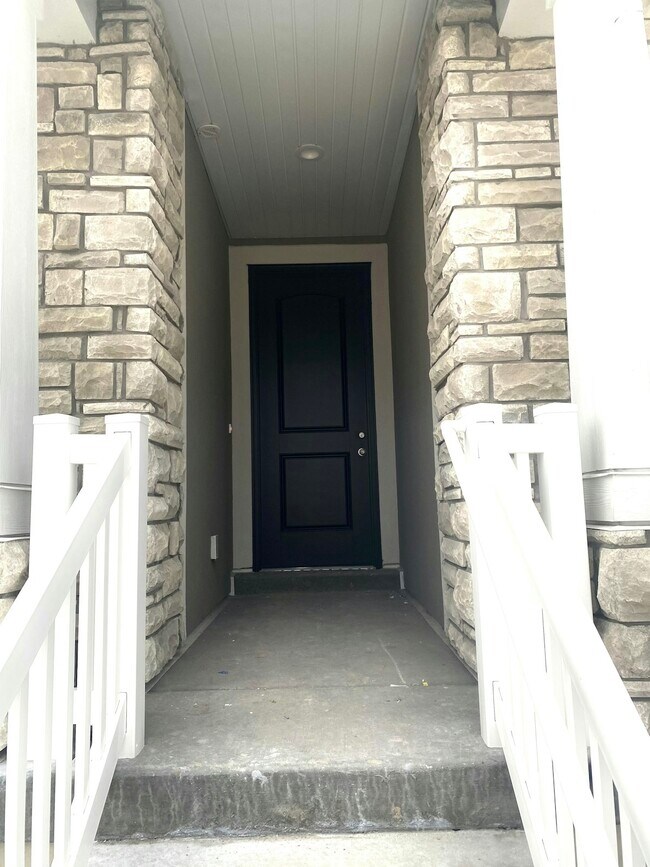 Foto del edificio - 16188 S Truss Dr