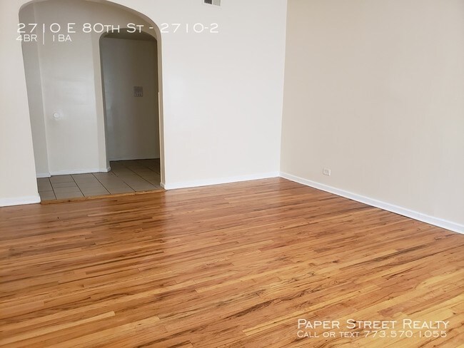 Foto del edificio - 2710 E 80th St
