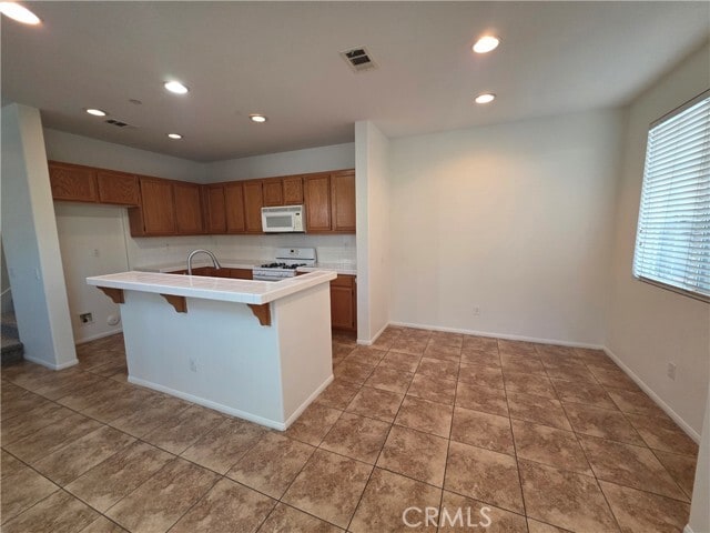 Building Photo - 2035 E Harvard Privado