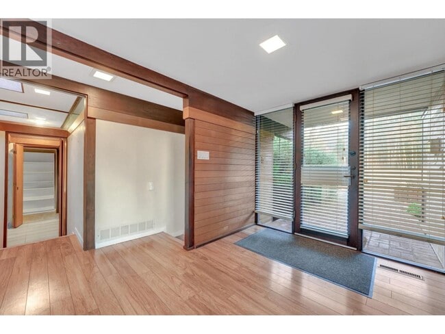 Building Photo - 4290 Salish Dr