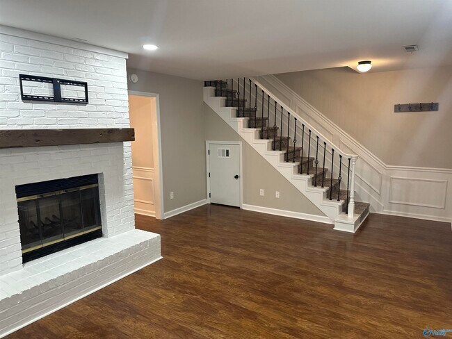 Foto del edificio - 1536 Four Mile Post Rd SE