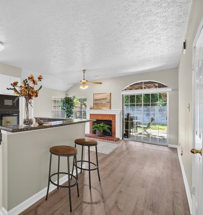 Building Photo - 4415 Echo Falls Dr