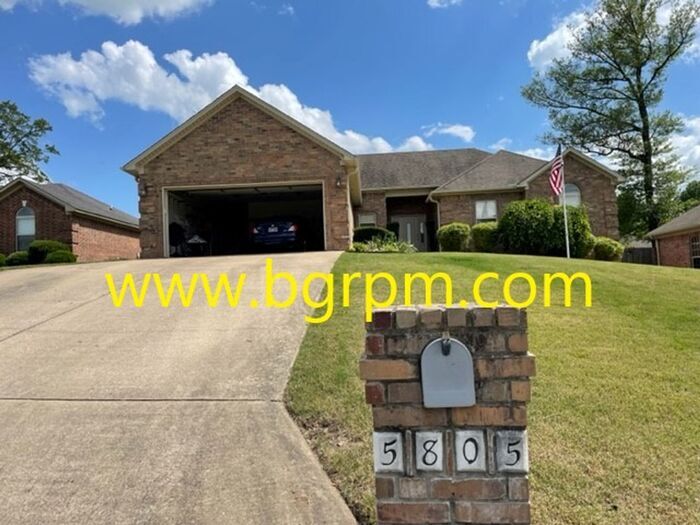 Primary Photo - 4 BD, 2 BA, in Jacksonville
