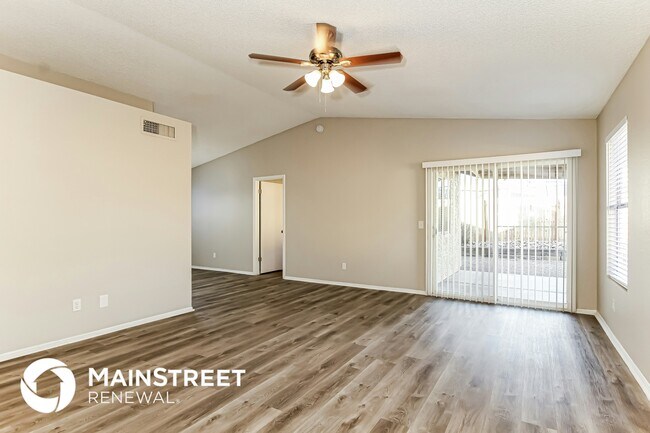 Foto del edificio - 1506 E Wescott Dr