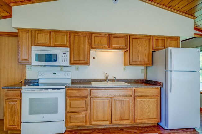 Foto del edificio - 2 Bed 1 Bath Home