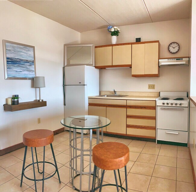 West Ridge Towers Apartments 5040 W Ridge Rd Erie, PA