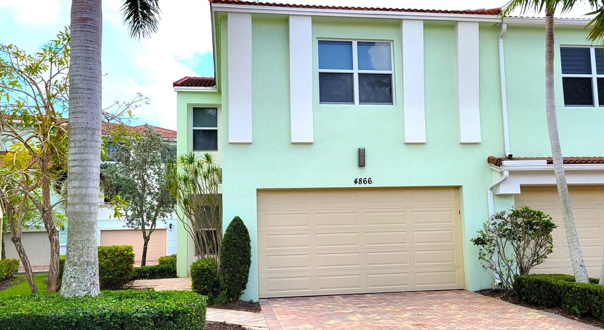 4866 NW 16th Terrace, Boca Raton, FL 33431 Townhouse for Rent in Boca