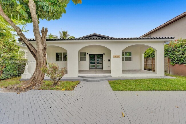 Foto del edificio - 1430 Michigan Ave