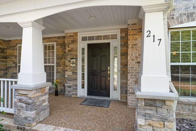 Building Photo - 217 Conservatory Drive