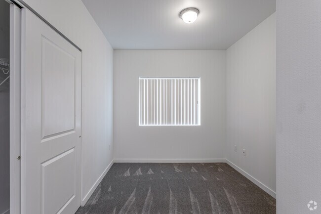 Estudio - 604SF - The Monika Apartments - 100