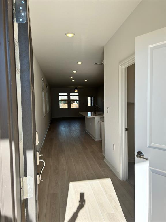 Building Photo - 1608 Purple Martin Dr