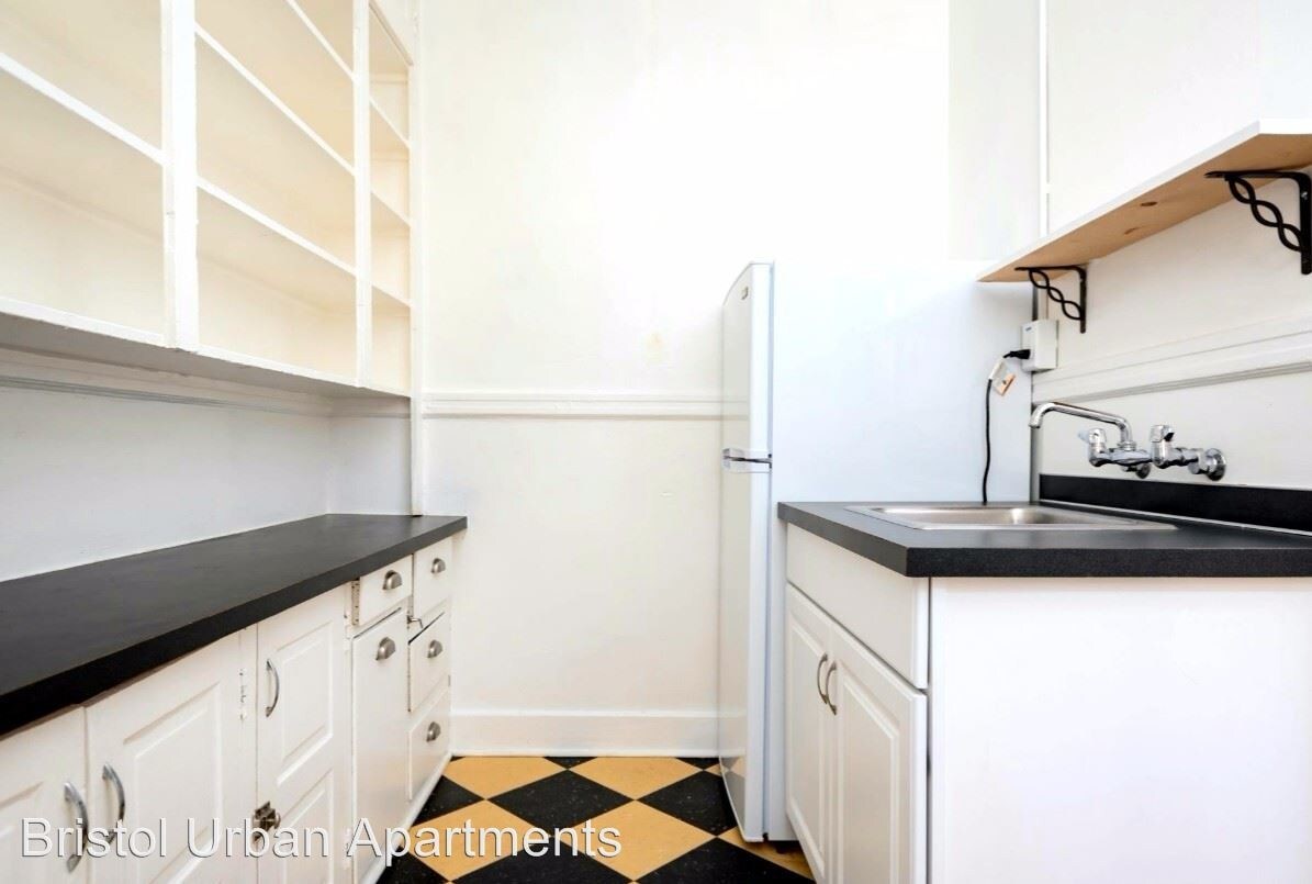 Foto principal - 2190 W Burnside St