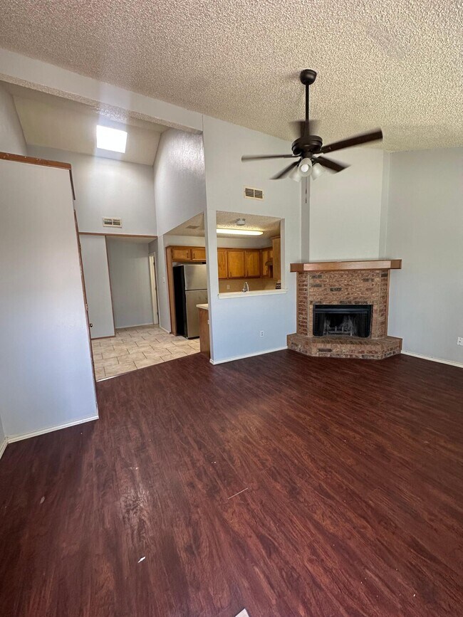 Foto del edificio - 5618 Brownfield Dr